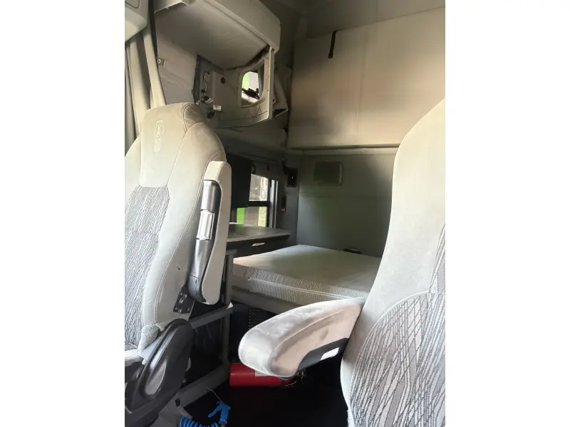 2020 KENWORTH Tractor Truck