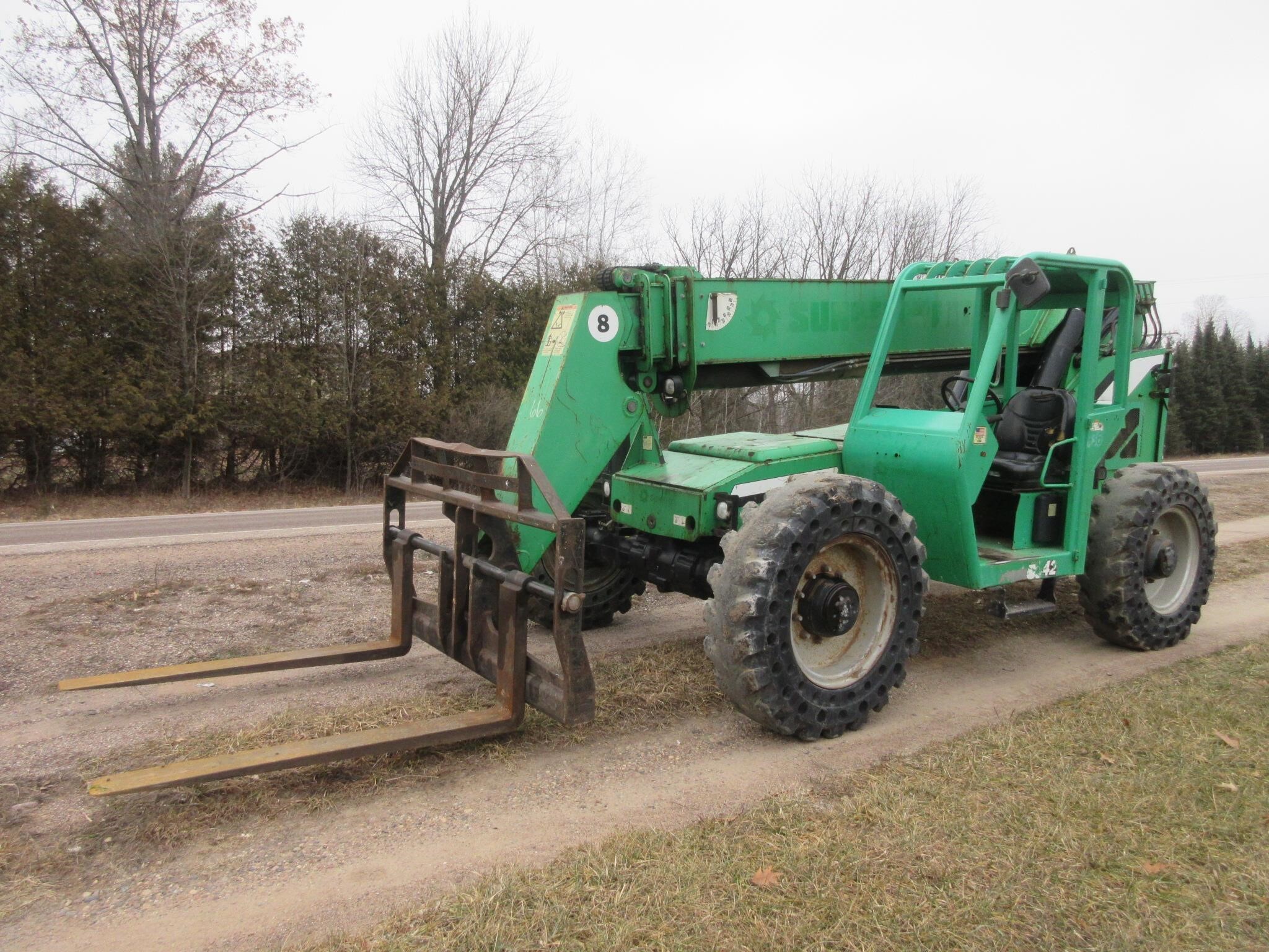 2013 SKY TRAK 8042 in Wittenberg, WI
