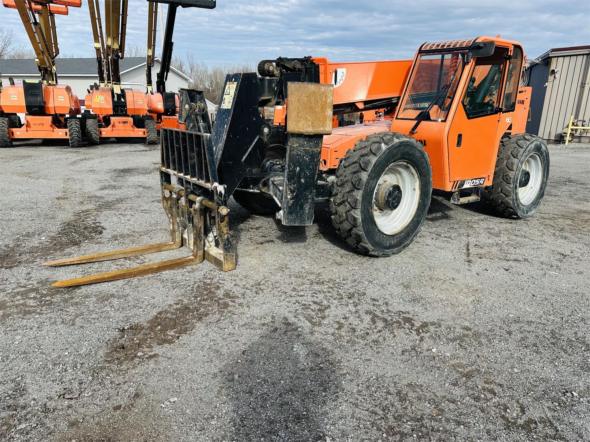 2019 SKY TRAK 10054 in Batavia, NY