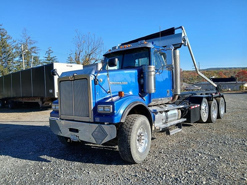 2013 WESTERN STAR CONVENTIONAL in Coopersburg, PA