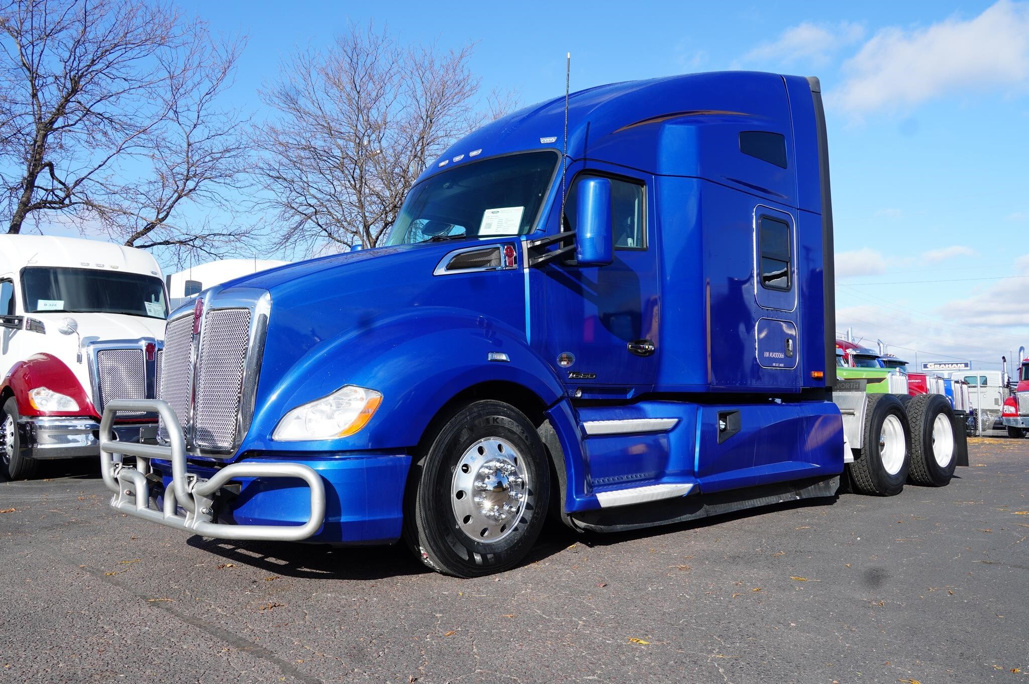 2021 KENWORTH T680 in Sioux Falls, SD