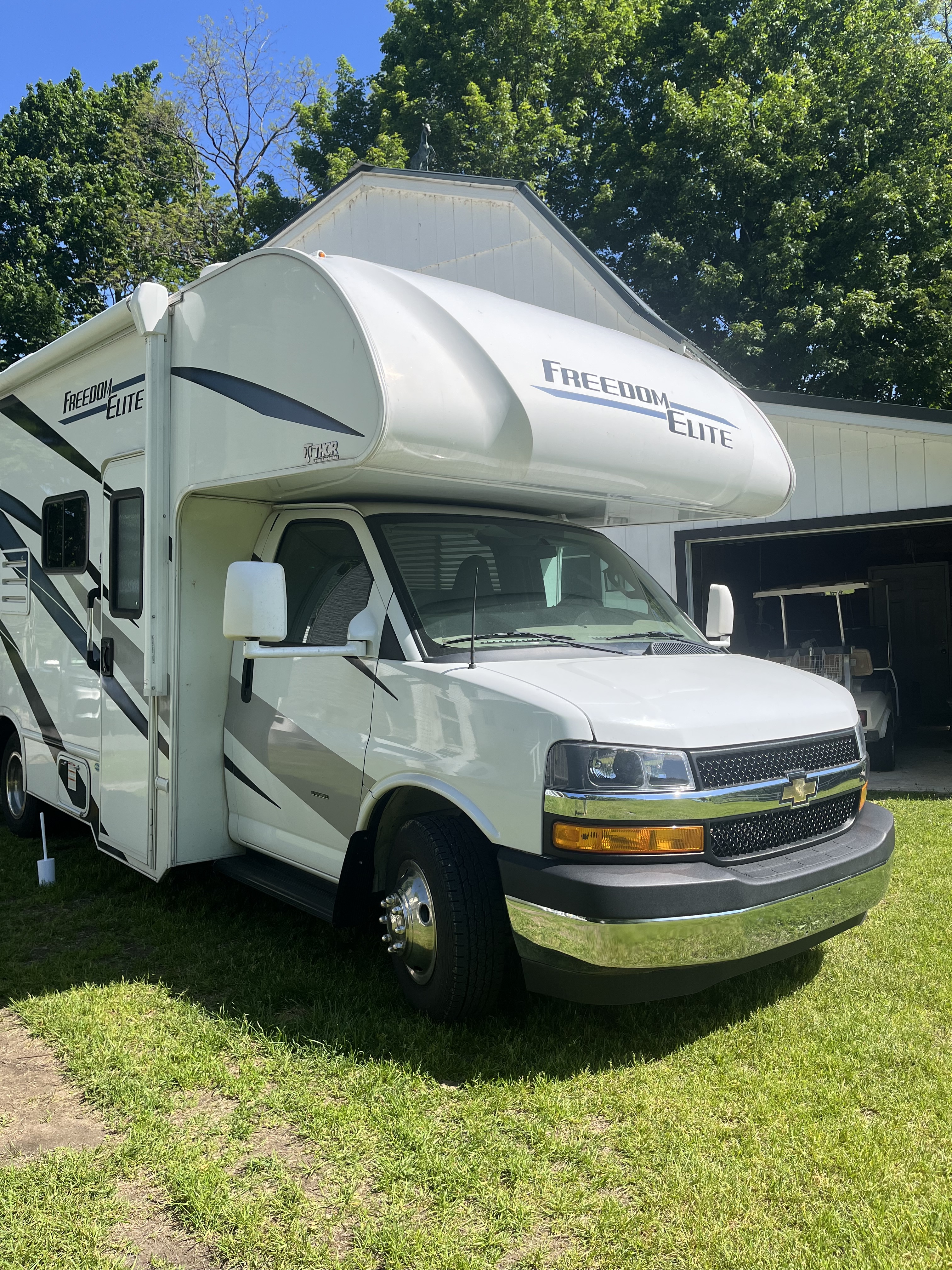 2022 Thor Motor Coach FREEDOM ELITE 22HE in adams center NY