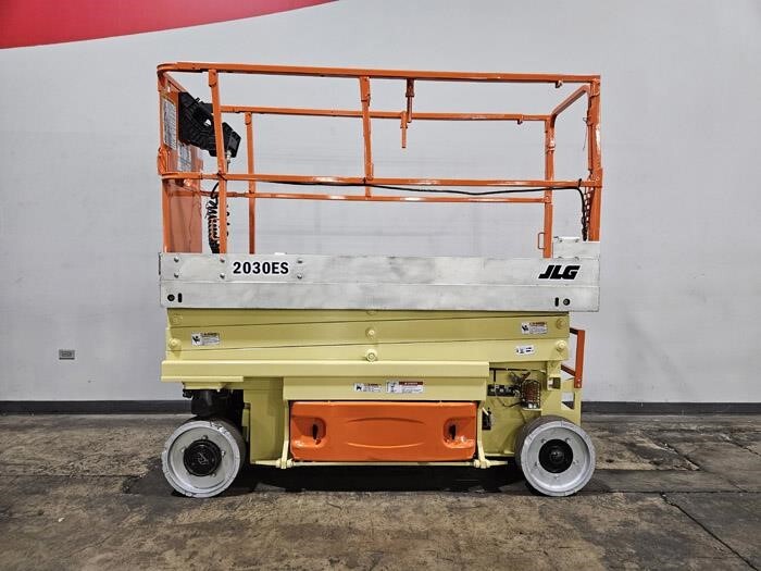 2011 JLG 2030ES in Cary, IL
