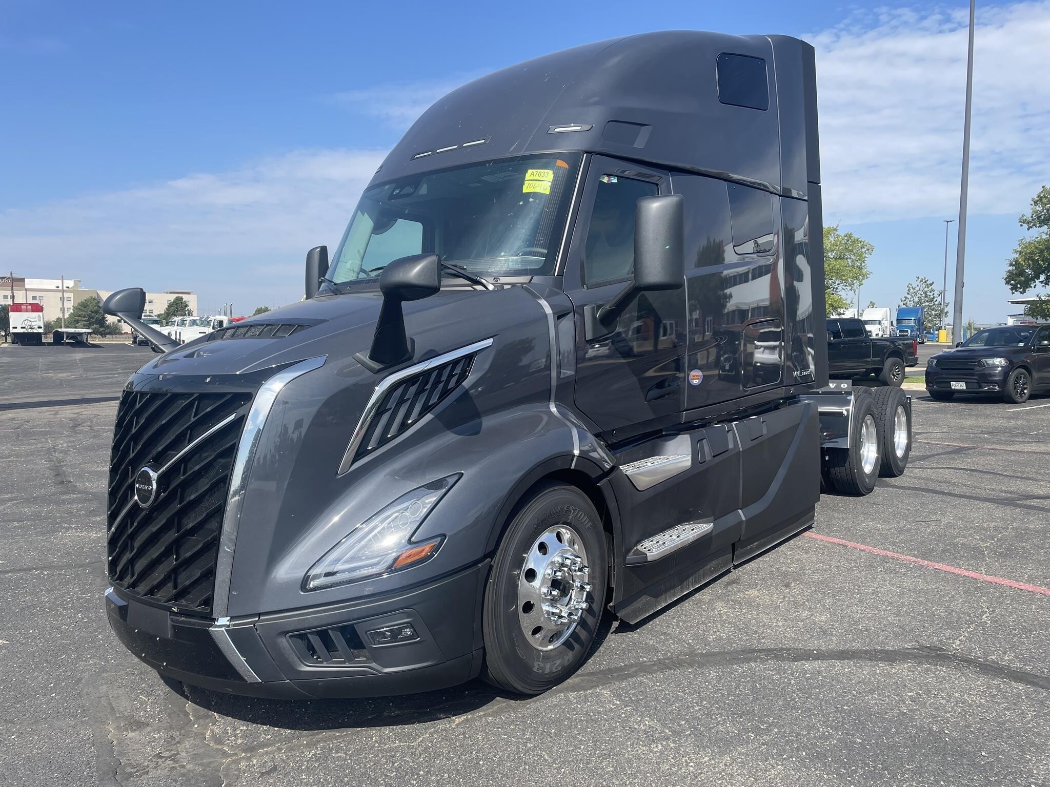 2026 VOLVO VNL64T660 in Amarillo, TX