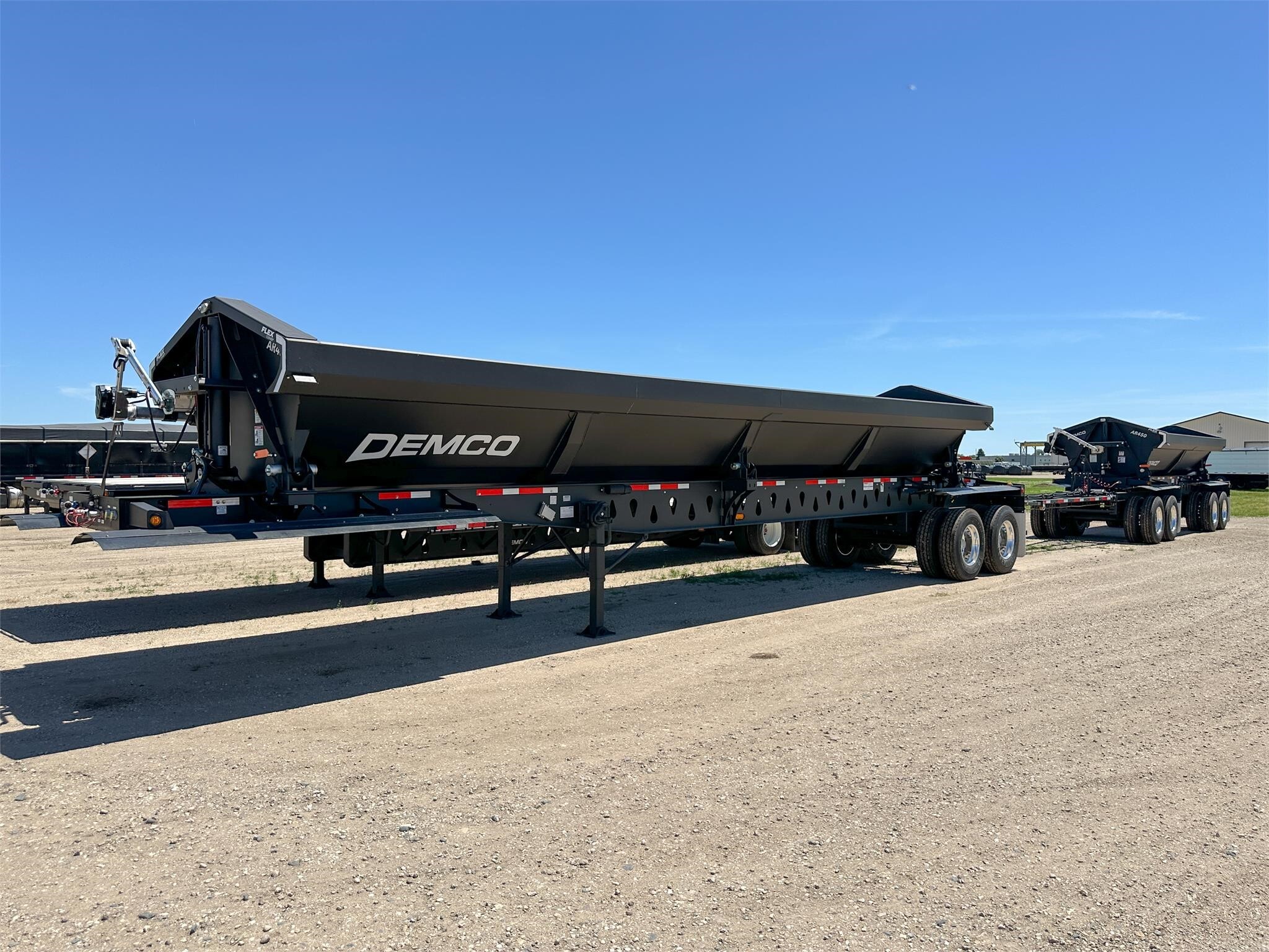 2027 DEMCO SIDE DUMP in Henderson, IA