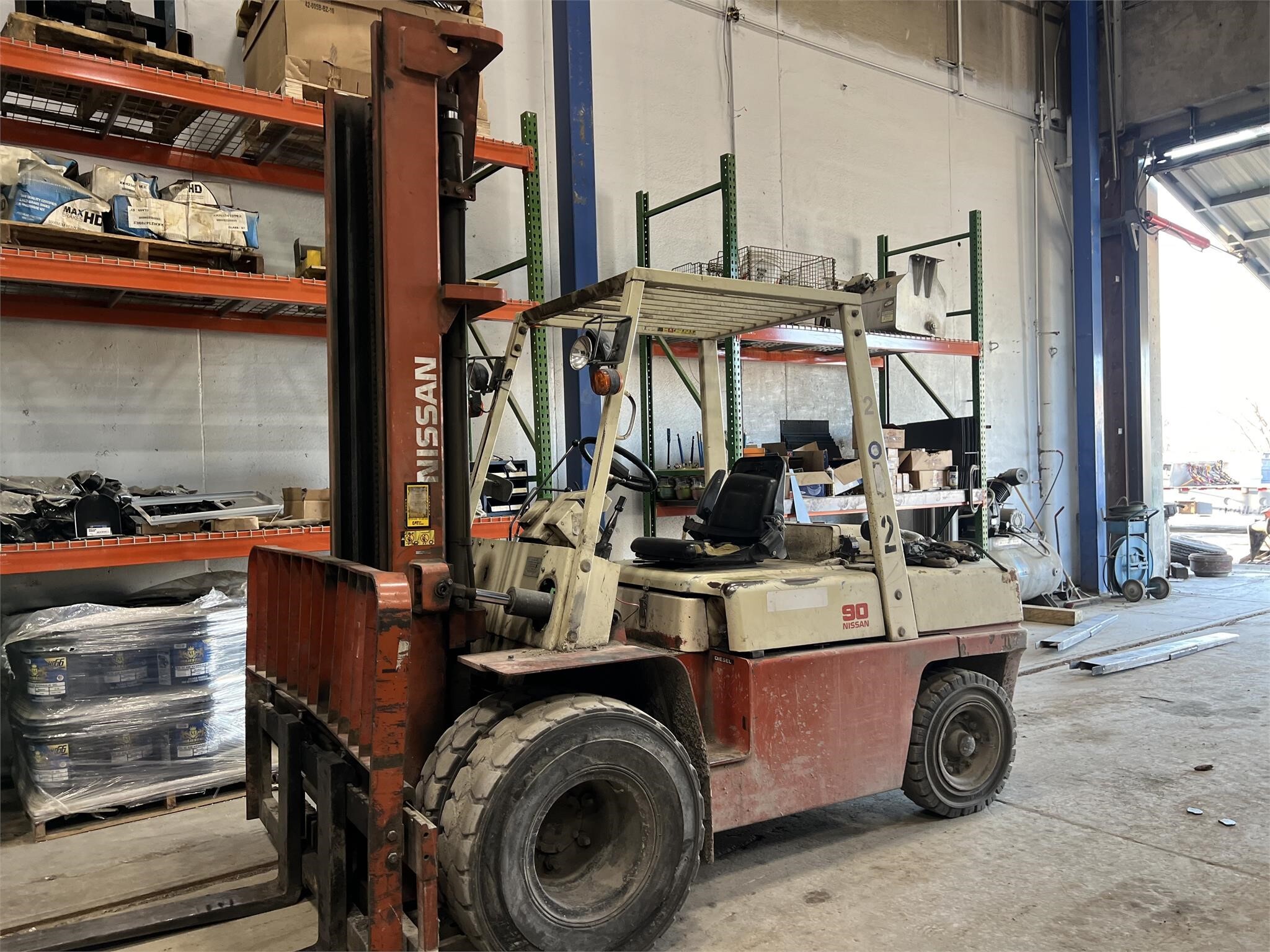 1998 NISSAN WGF03A40V in Des Moines, IA