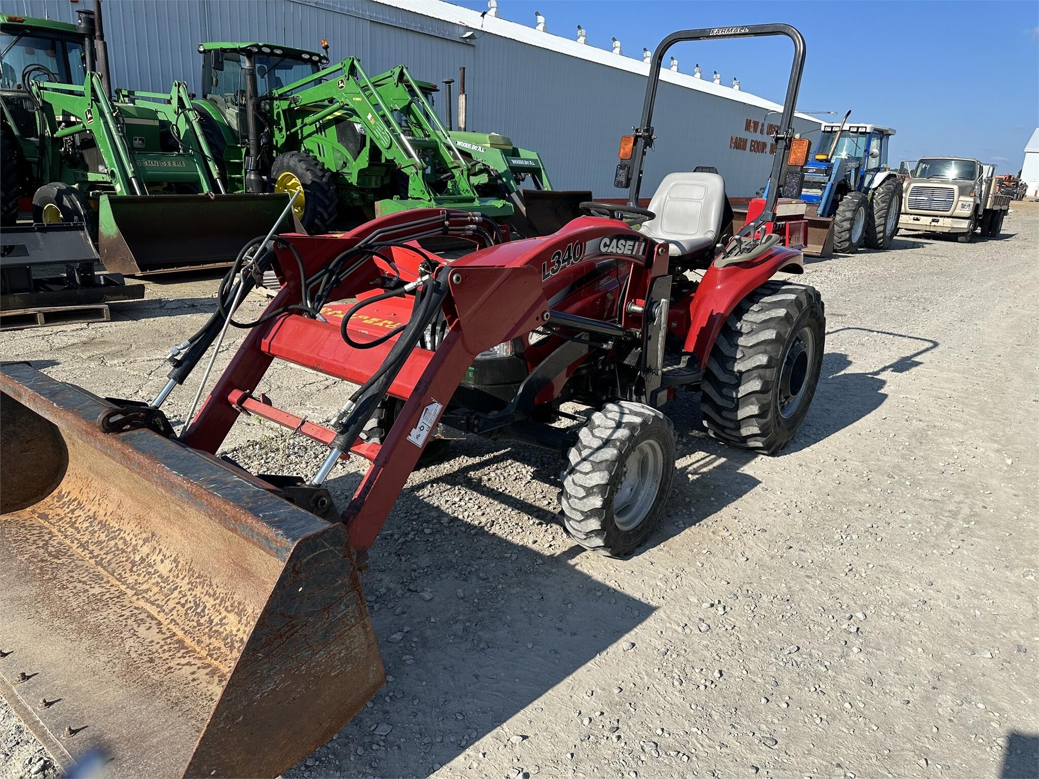 CASE IH DX31 in Marlette, MI
