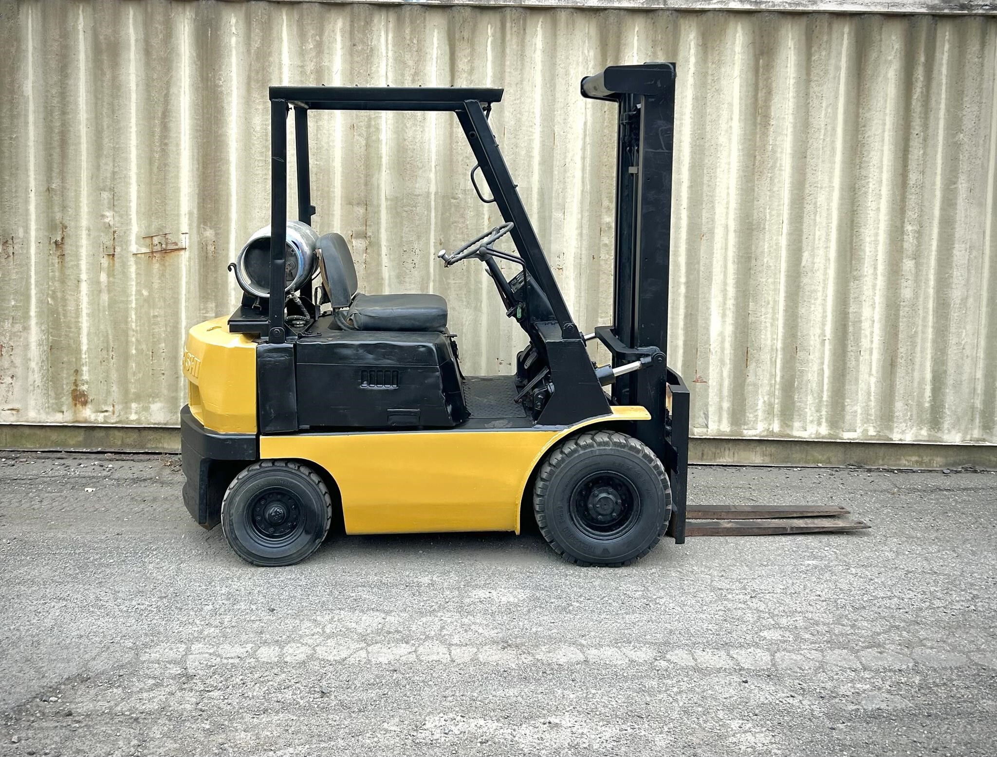 1998 MITSUBISHI FG15 in Clifton, NJ