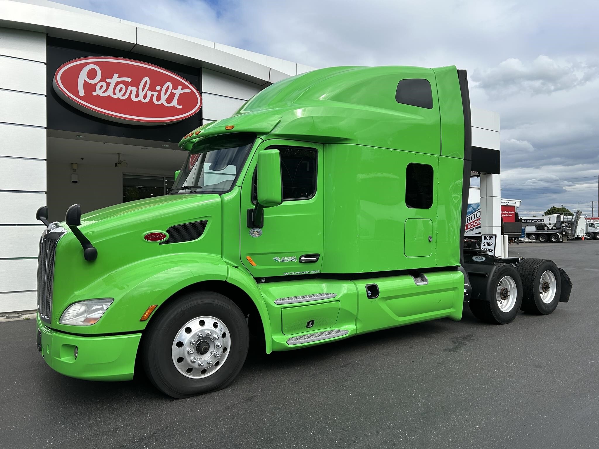 2021 PETERBILT 579 in Portland, OR