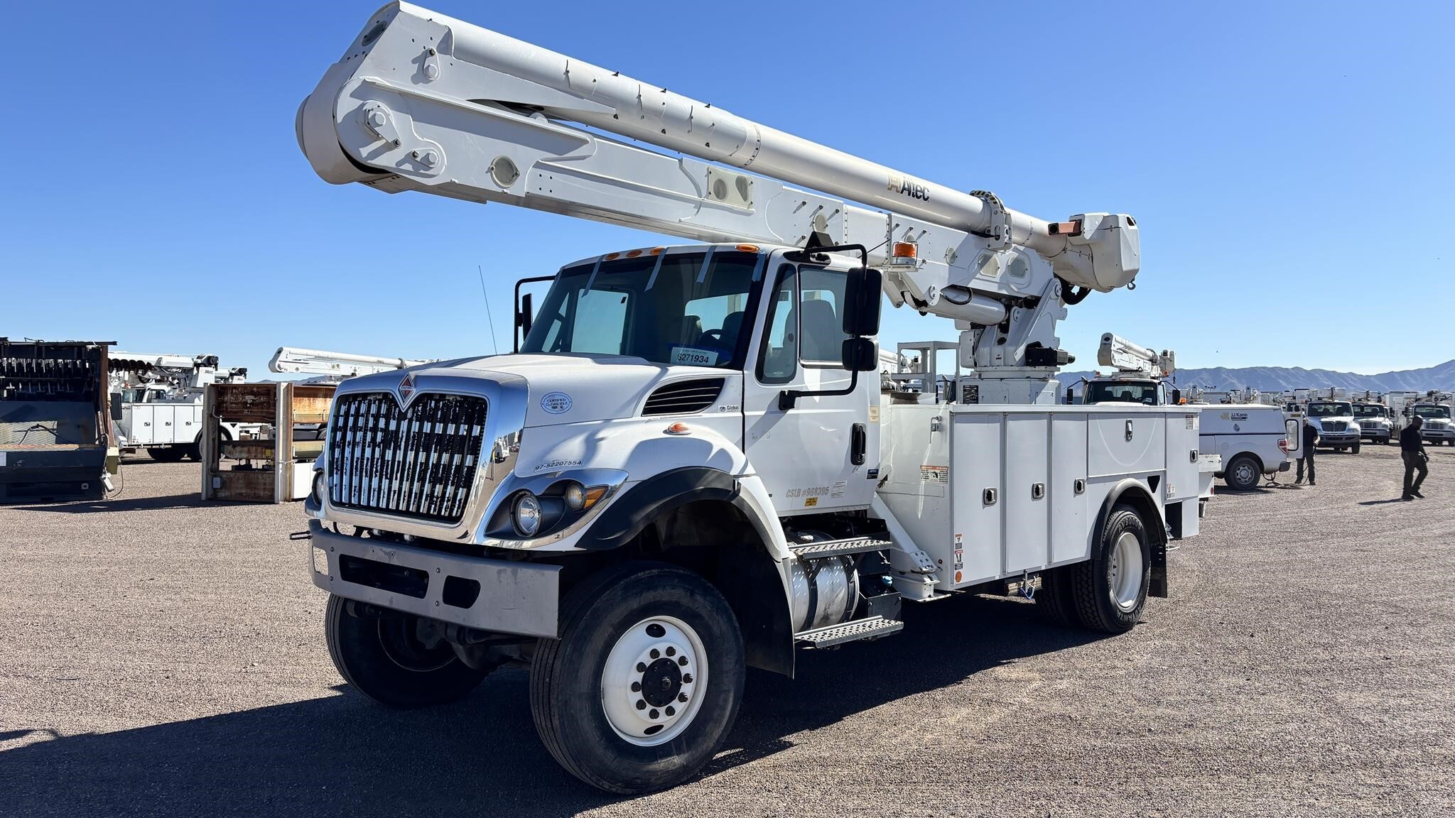 2019 INTERNATIONAL WORKSTAR 7300 in Phoenix, AZ