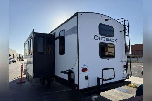 2021 Keystone OUTBACK SUPER-LITE 293UBH in fullerton CA