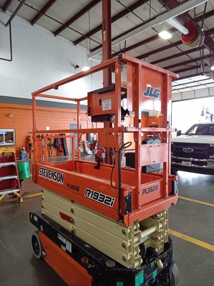 2021 JLG R1932i in Bolingbrook, IL