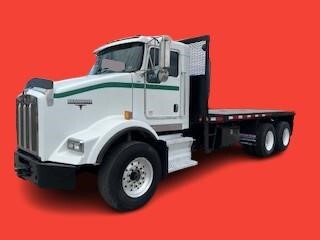 2005 KENWORTH T800 in Phoenix, AZ