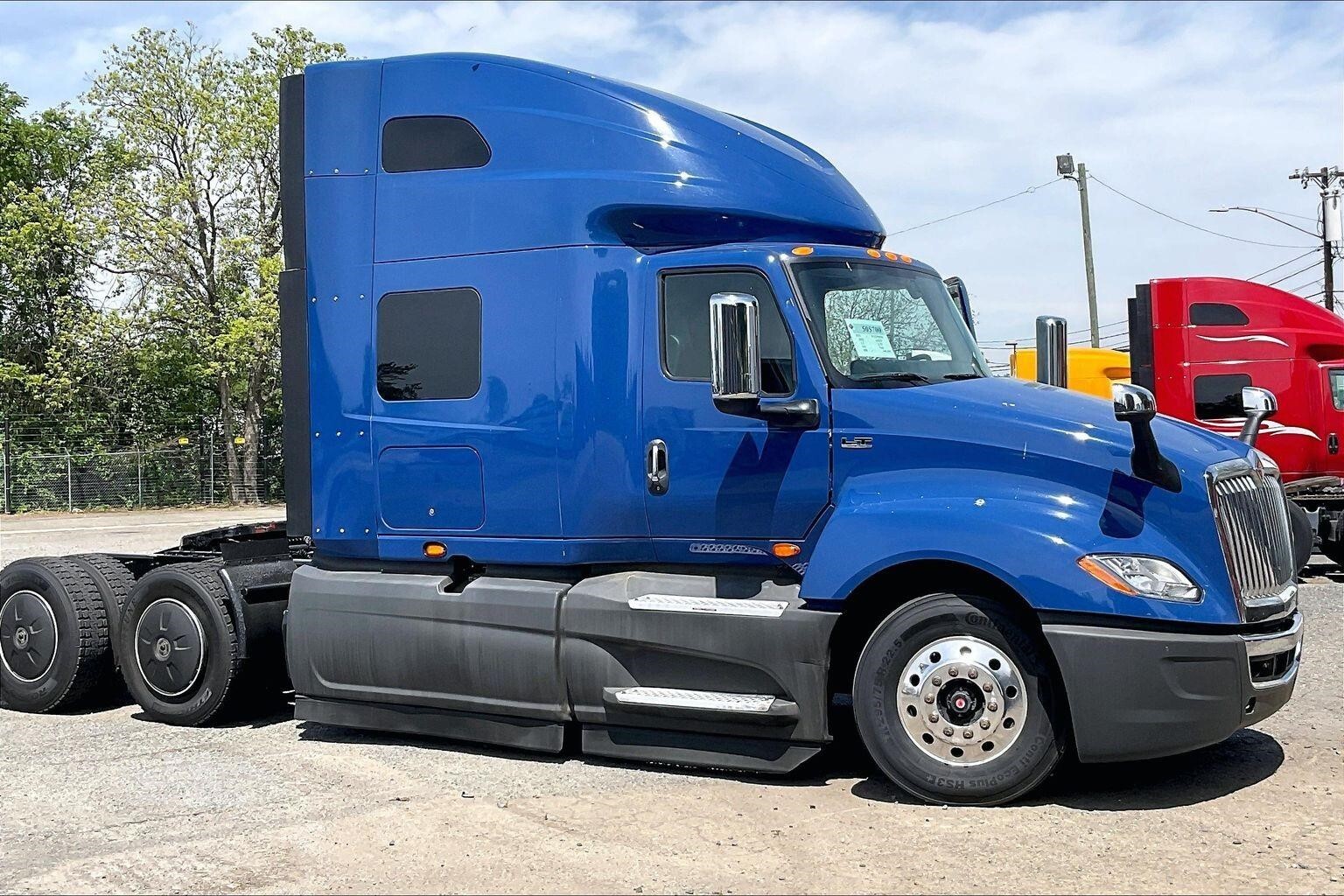 2022 INTERNATIONAL LT in Charlotte, NC