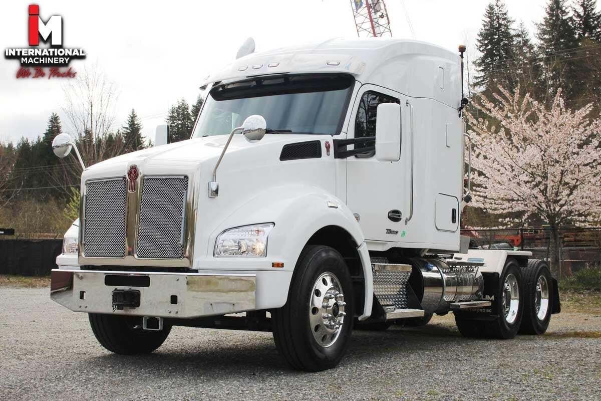 2025 KENWORTH T880 in Blaine, WA