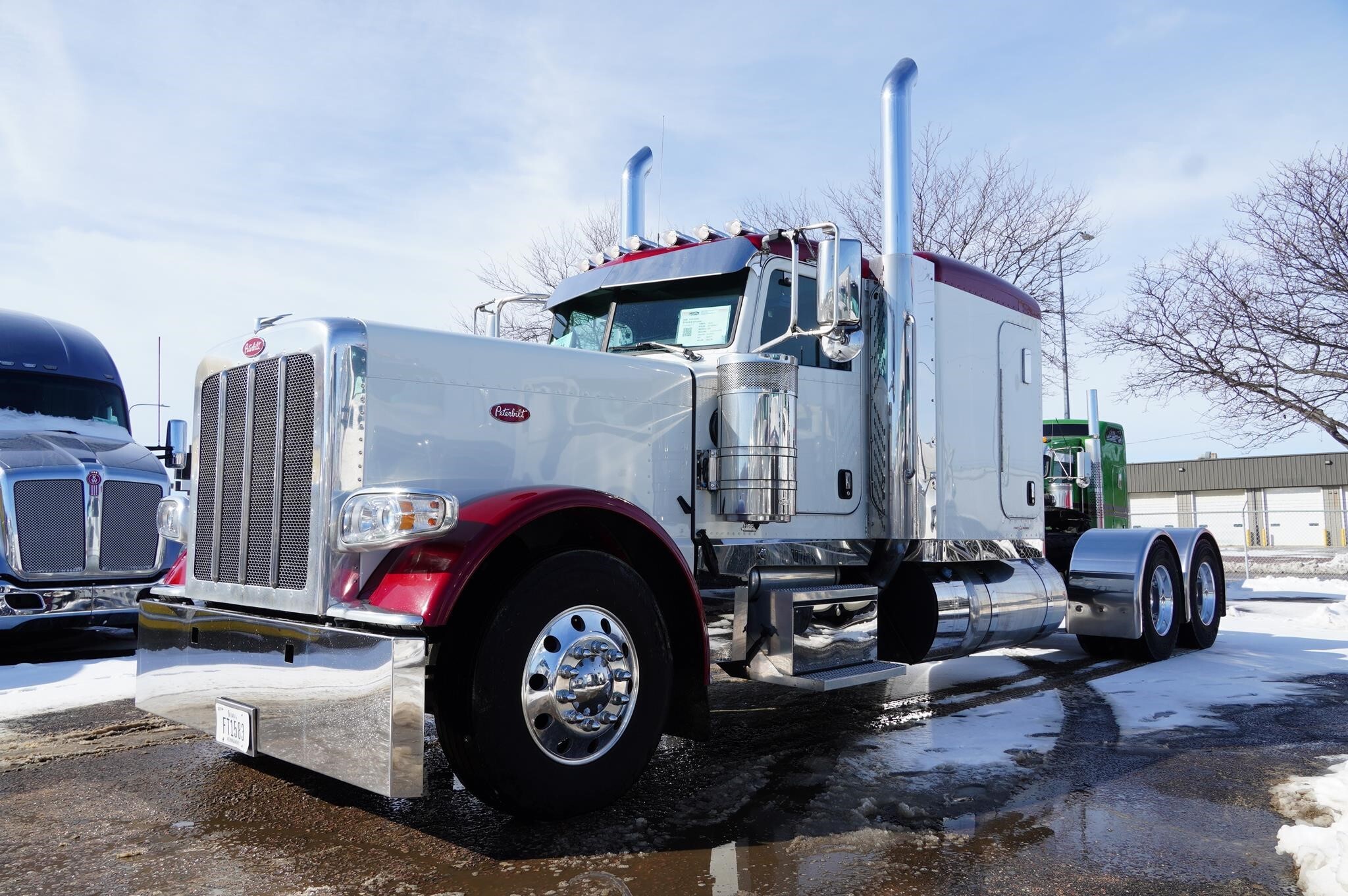 2023 PETERBILT 389 in Sioux Falls, SD