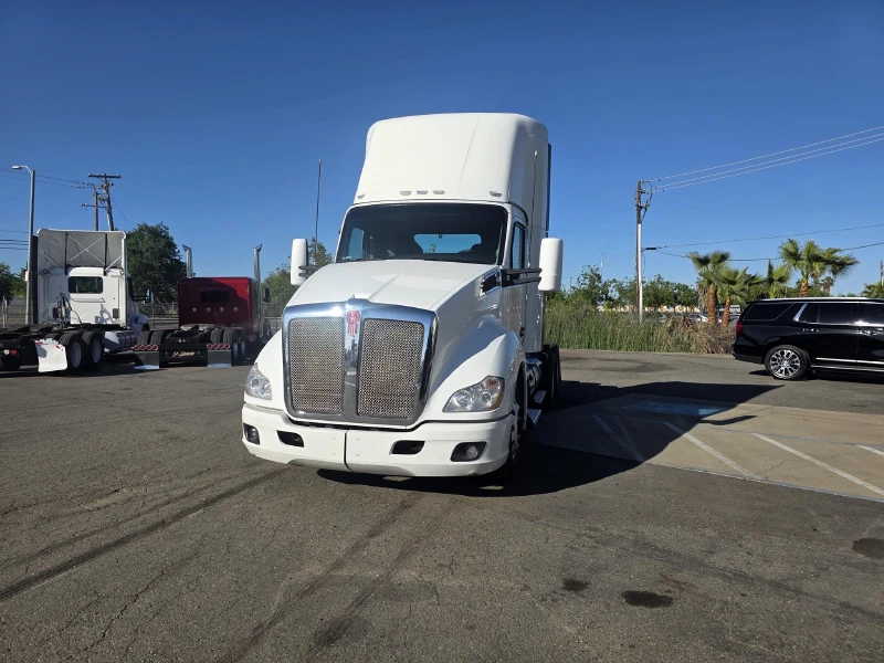 2022 KENWORTH T680