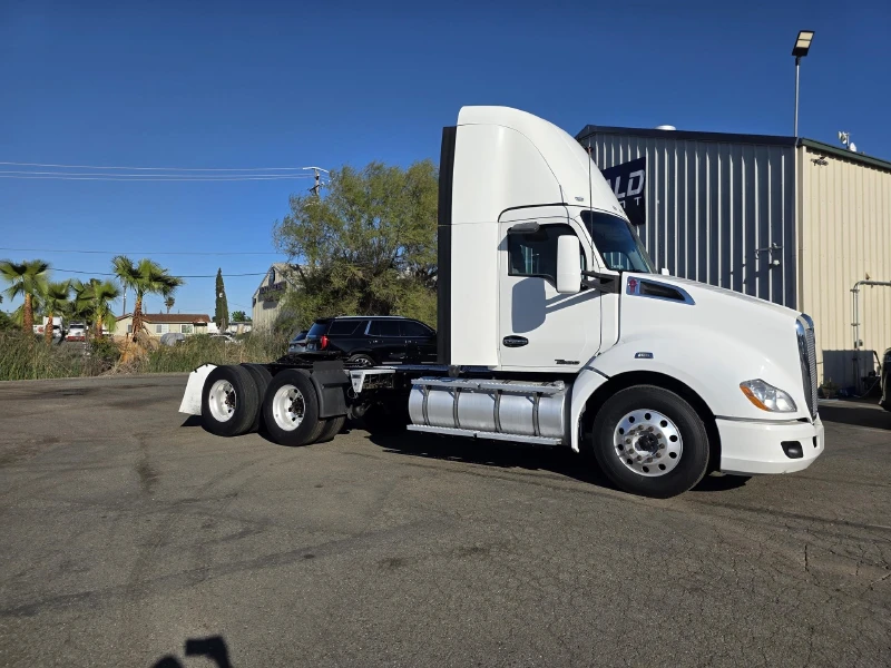 2022 KENWORTH T680