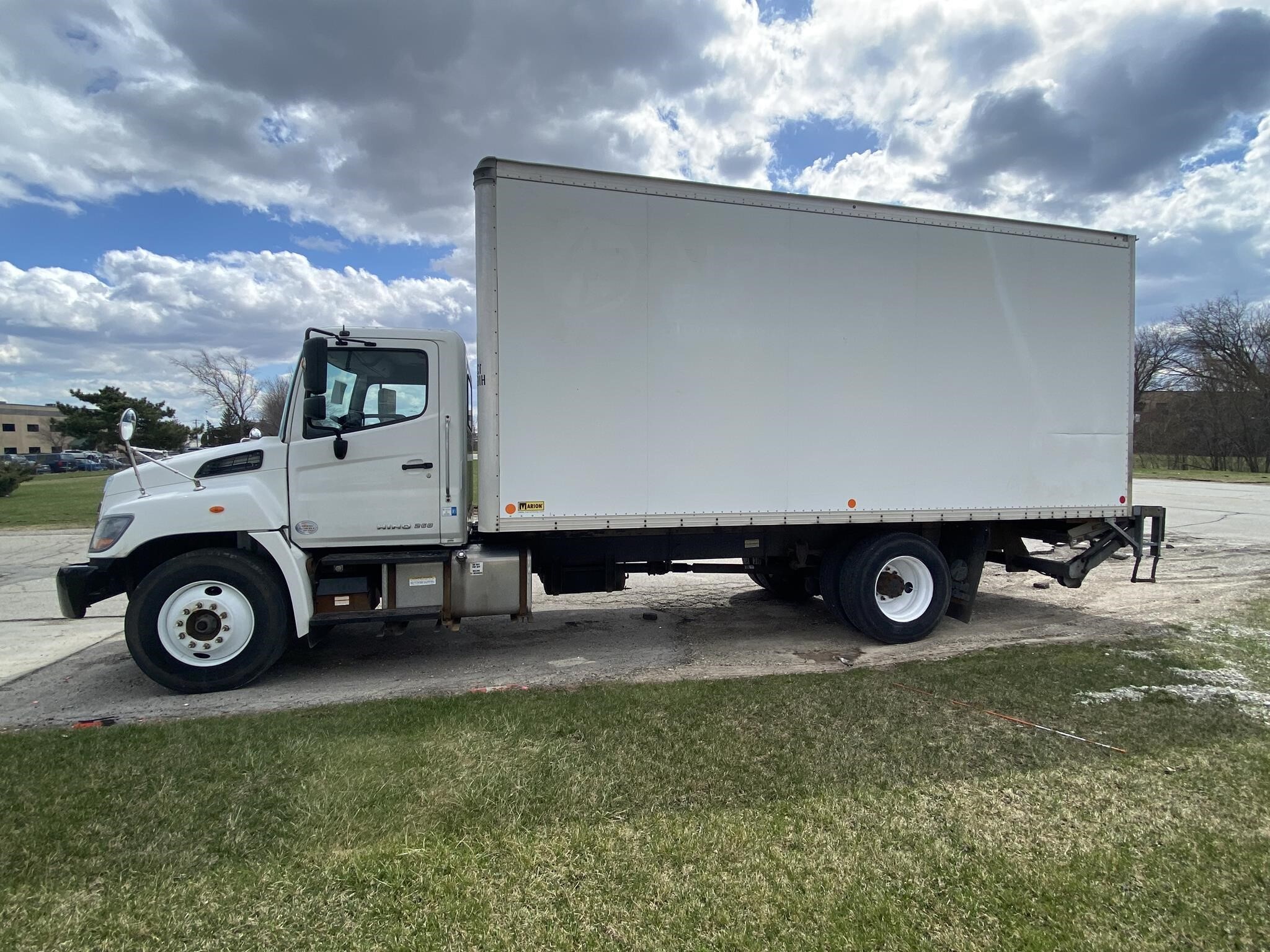 2020 HINO 268A in Oak Creek, WI