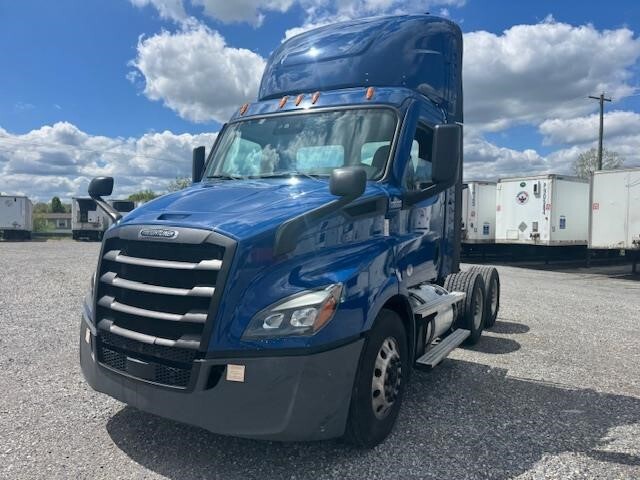 2022 FREIGHTLINER CASCADIA 116 in Hagerstown, MD