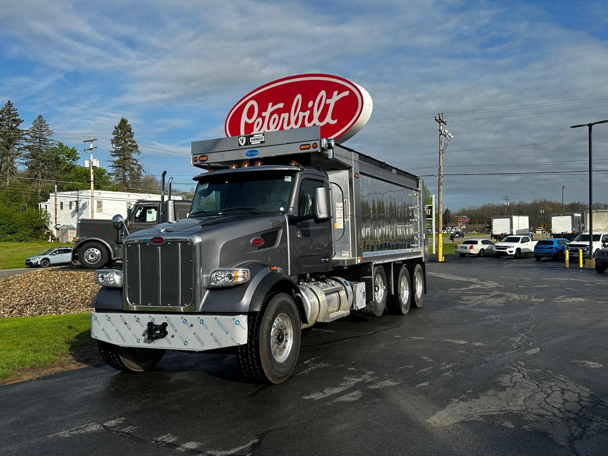 2027 PETERBILT 567 in Butler, PA