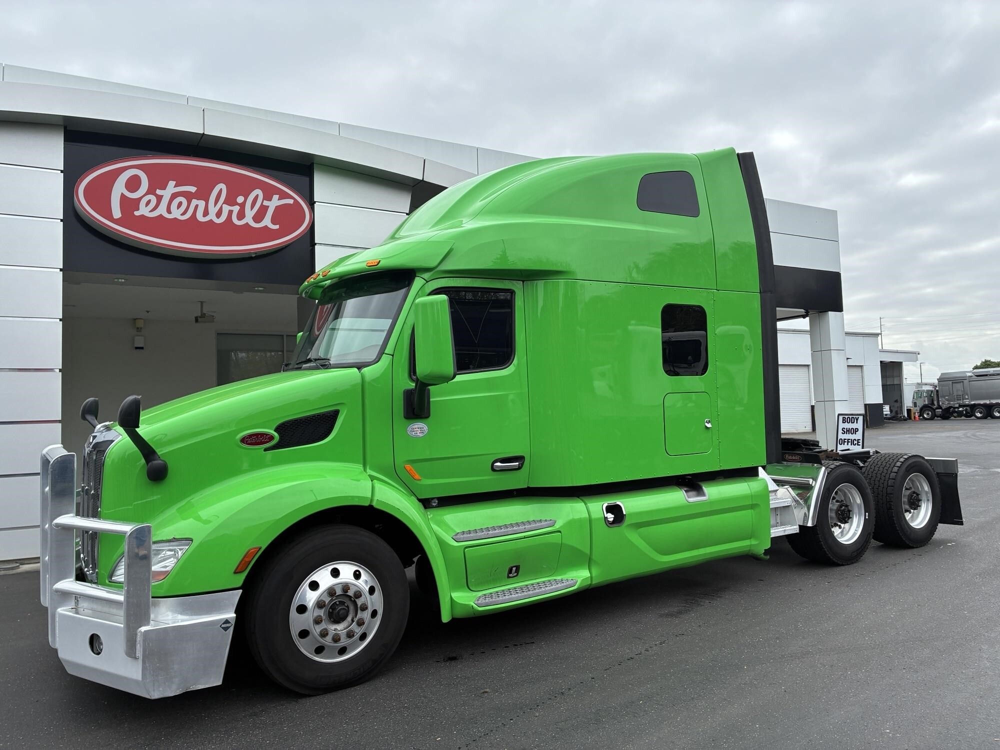 2021 PETERBILT 579 in Portland, OR