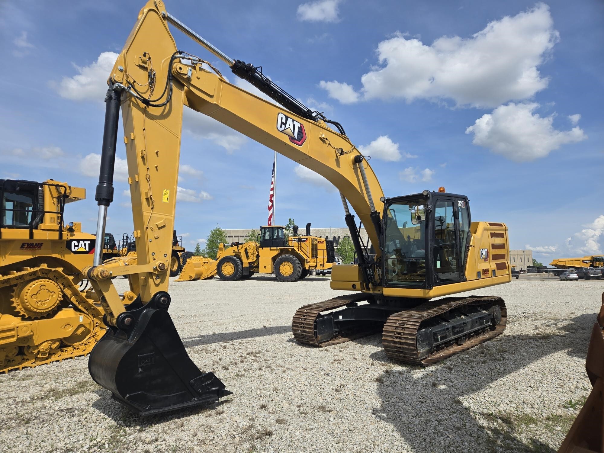 2020 CATERPILLAR 320 in Lees Summit, MO