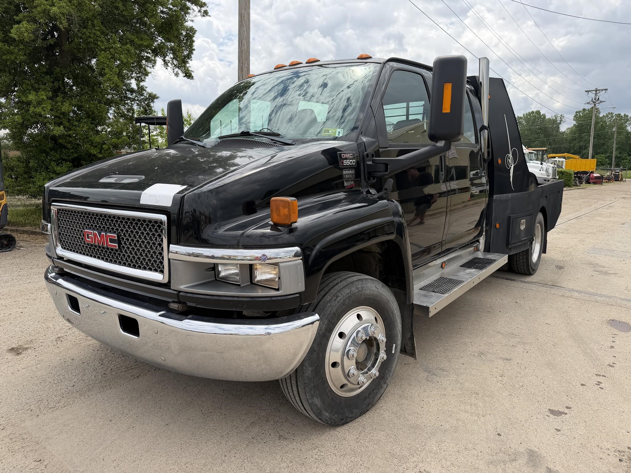 2004 GMC C5500 in Covington, TN