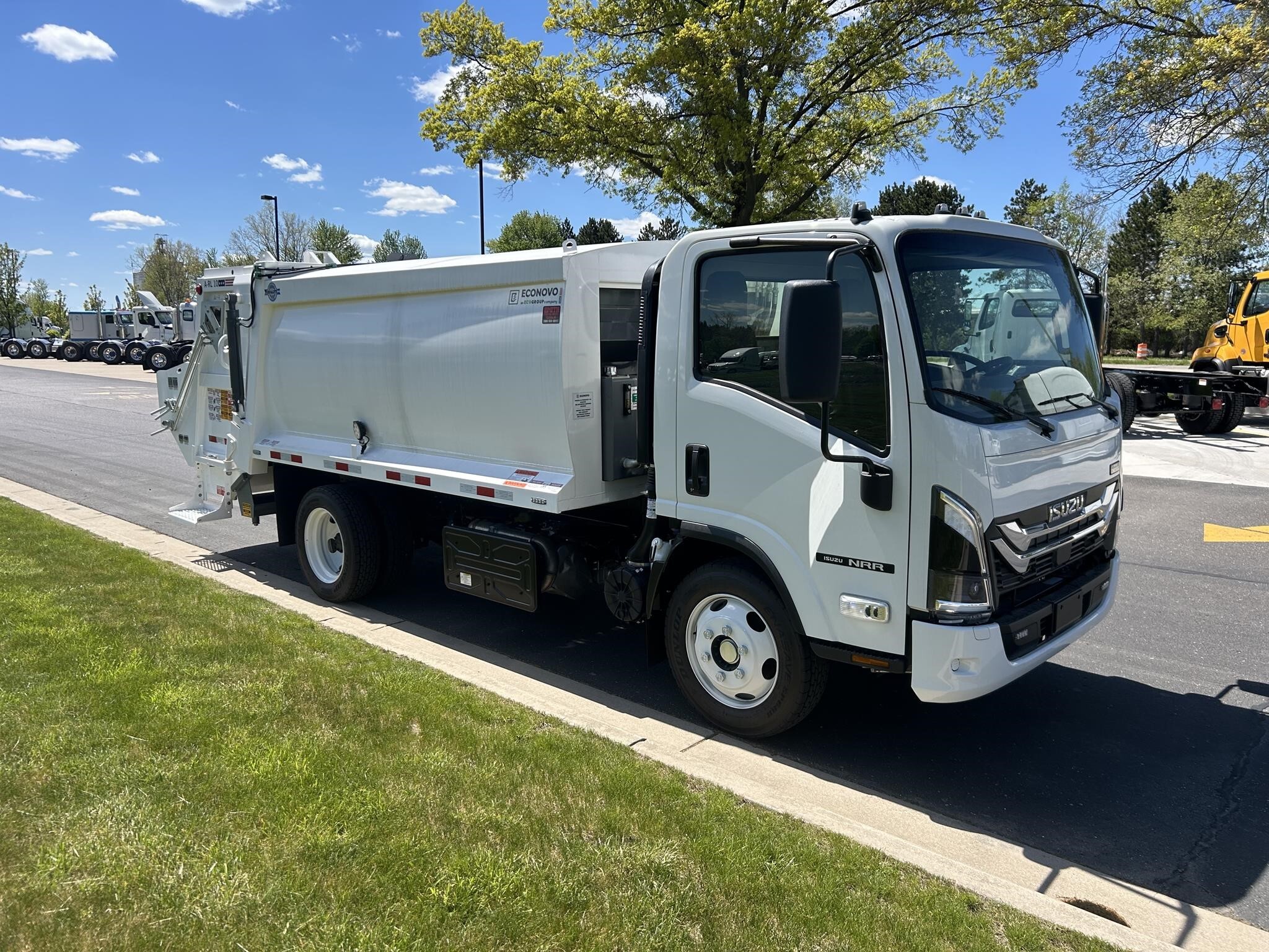 2026 ISUZU NRR in Lansing, MI