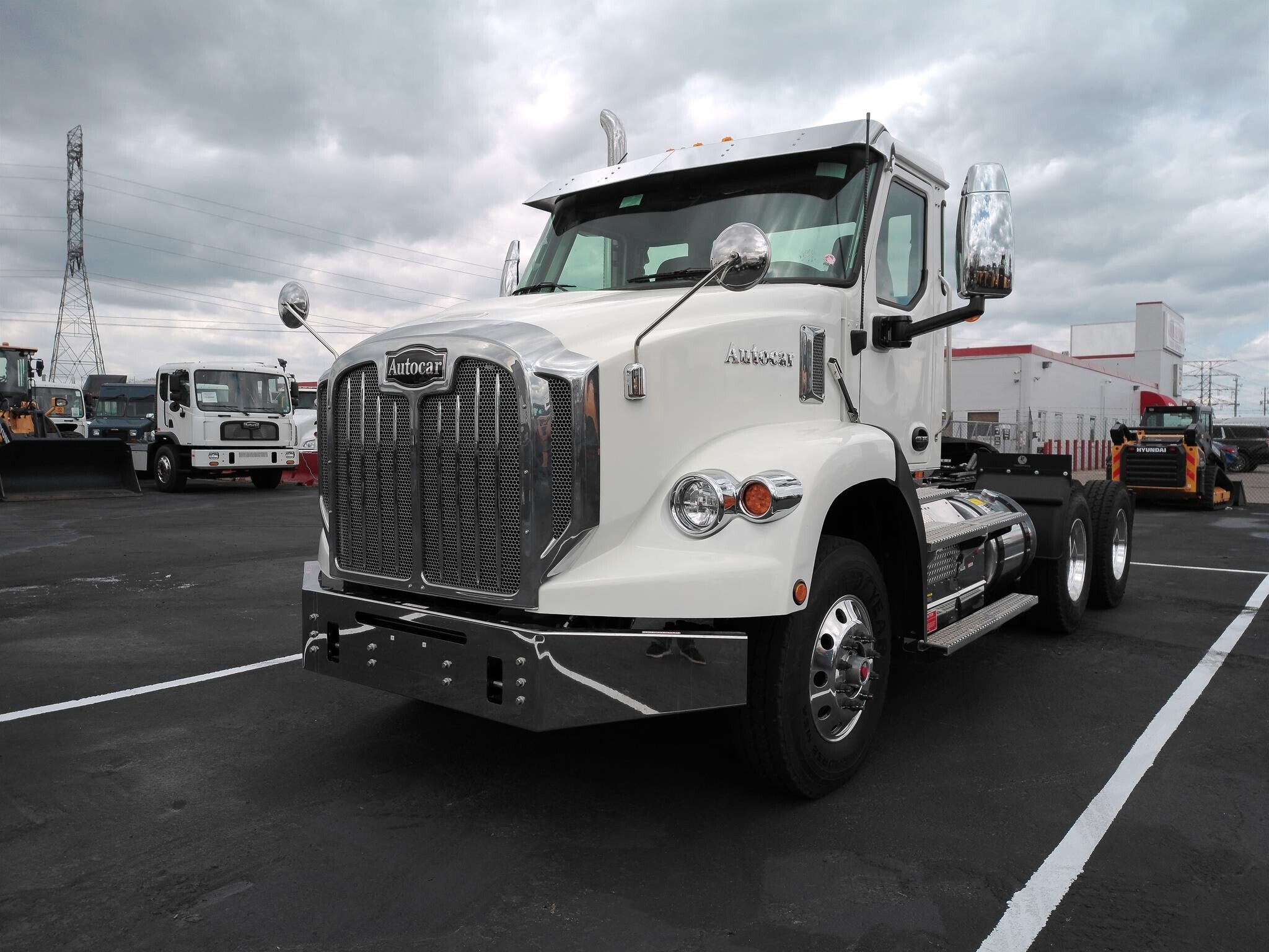 2025 AUTOCAR DC64 in Saint Paul, MN