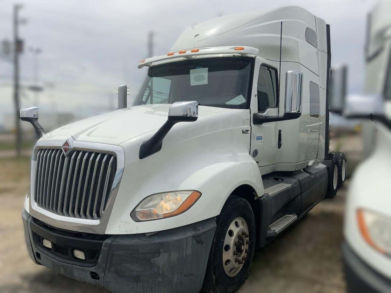 2018 INTERNATIONAL LT in Dallas, TX
