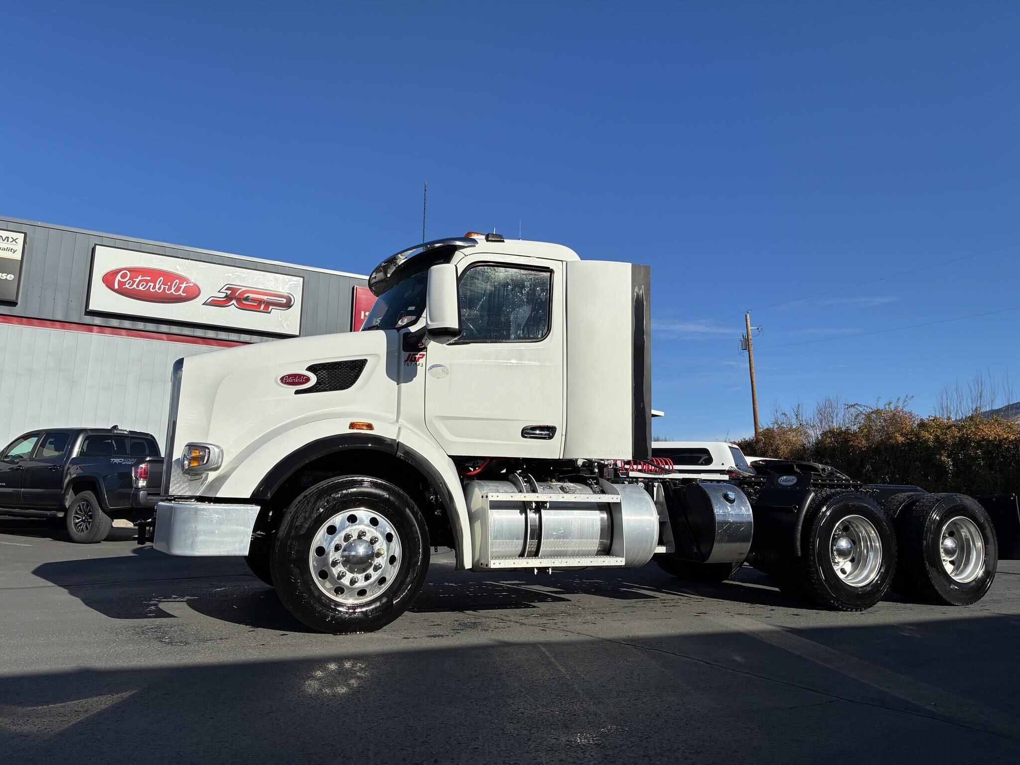 2024 PETERBILT 567 in Medford, OR