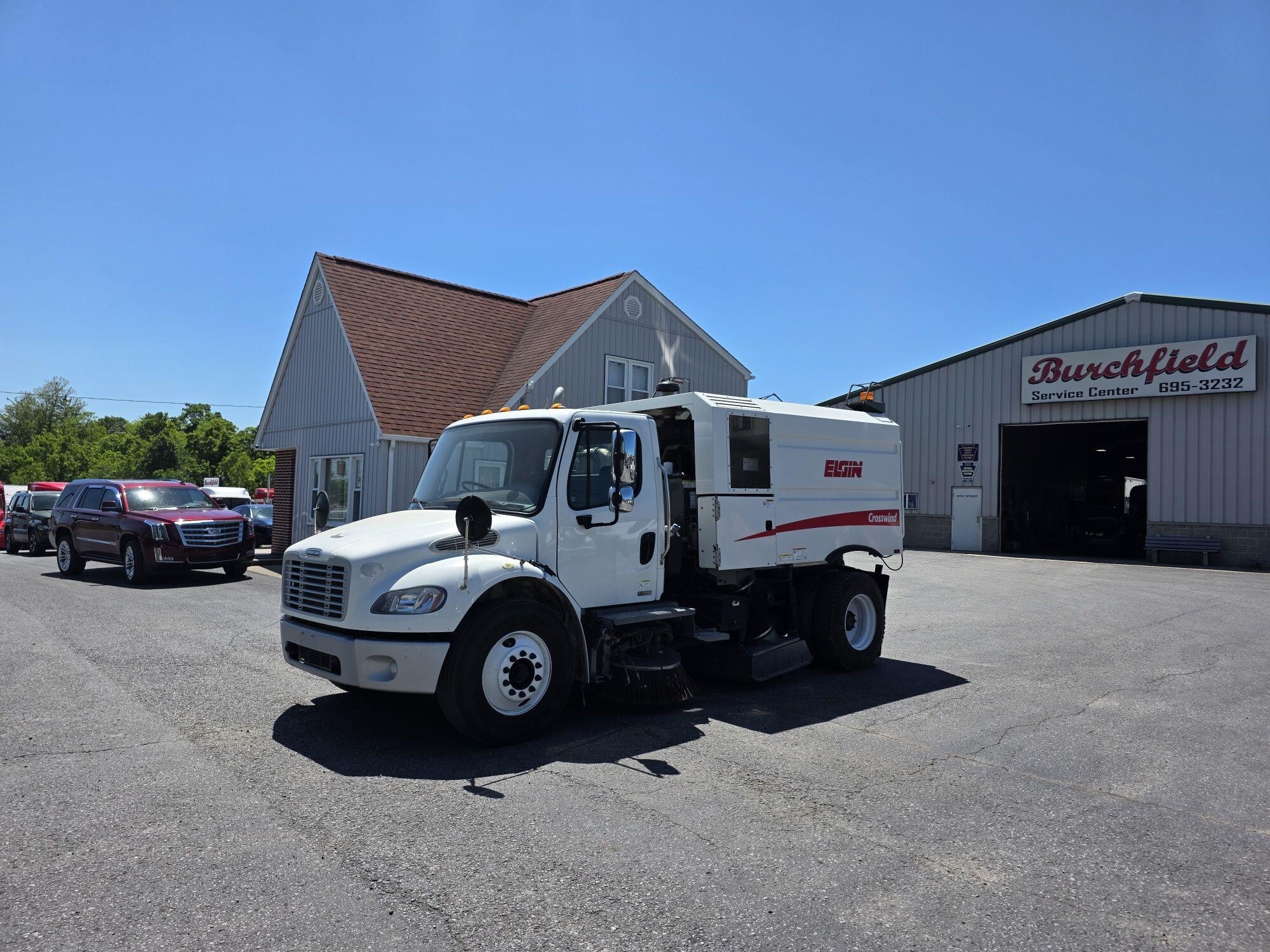 2016 FREIGHTLINER BUSINESS CLASS M2 106 in Duncansville, PA