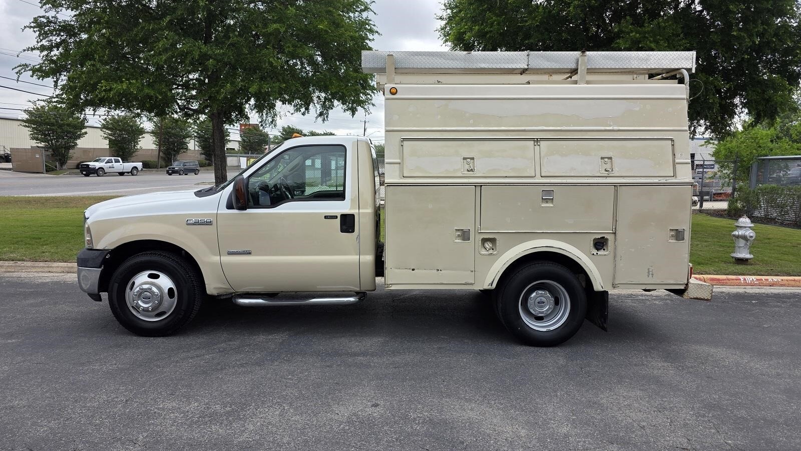 2006 FORD F350 XLT in San Antonio, TX