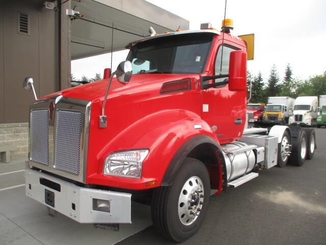 2021 KENWORTH T880 in Sea Tac, WA