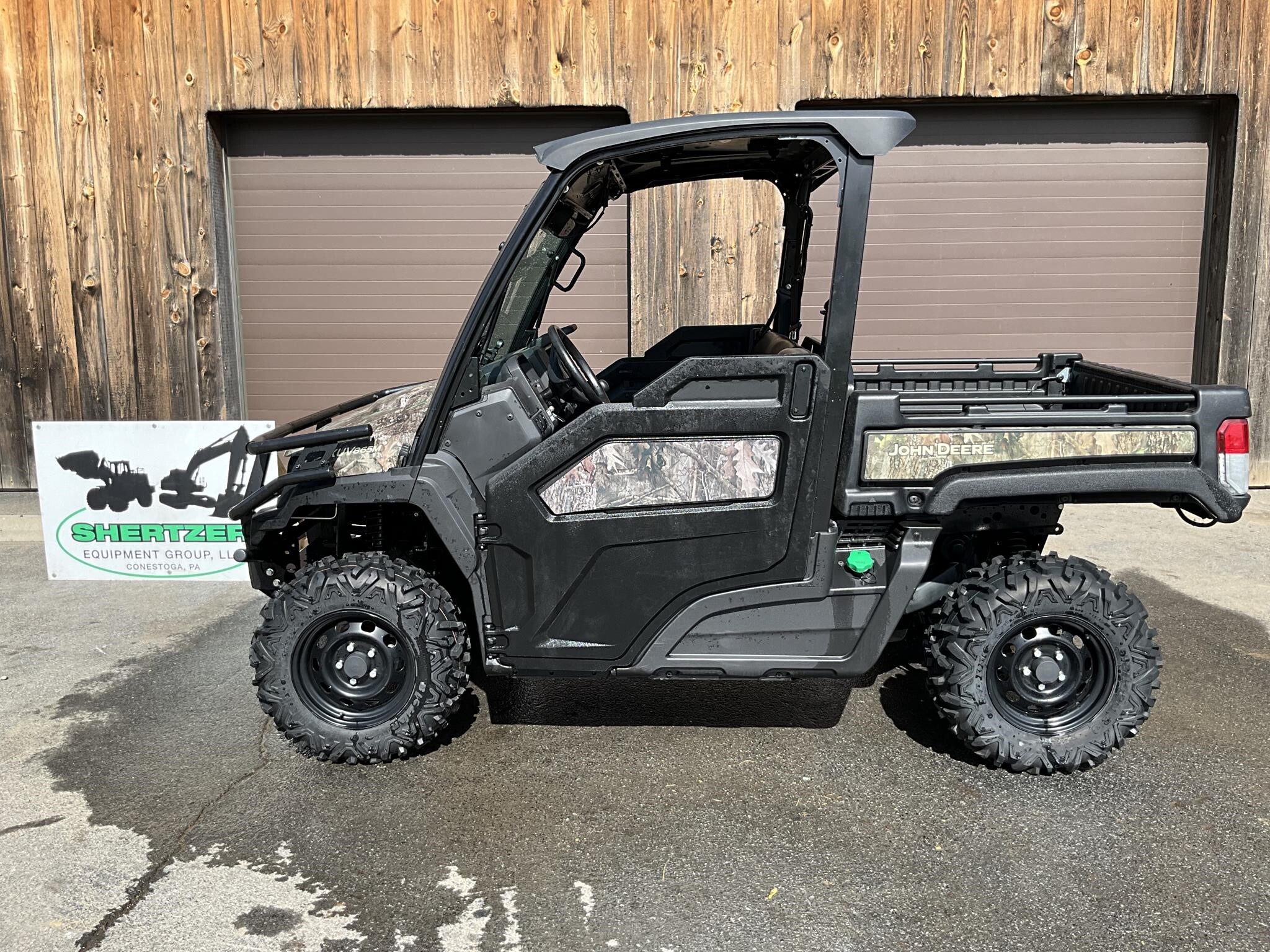 2024 JOHN DEERE GATOR XUV 865M in Conestoga, PA