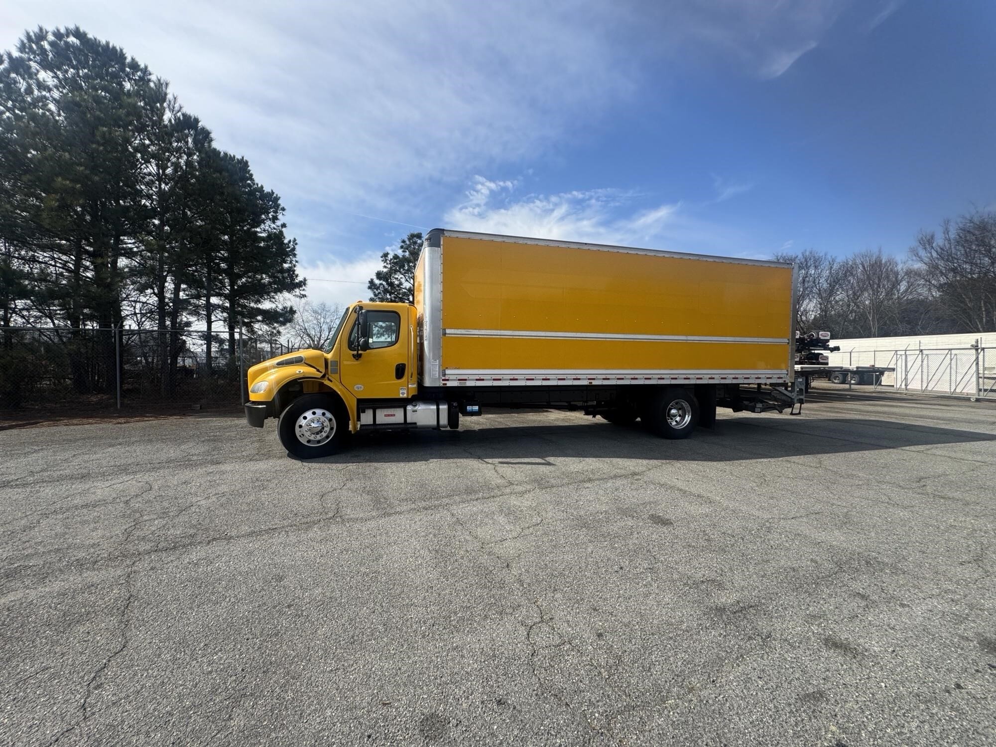 2020 FREIGHTLINER BUSINESS CLASS M2 106 in Macon, GA