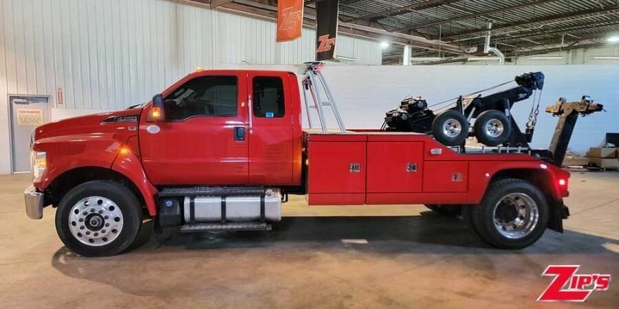 2024 FORD F750 in New Hampton, IA