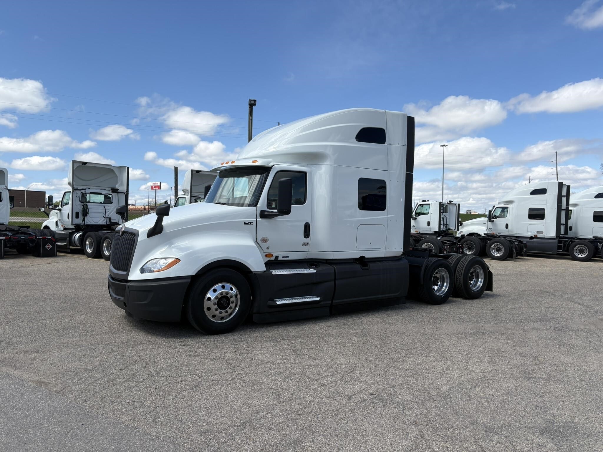 2024 INTERNATIONAL LT in Grand Rapids, MI