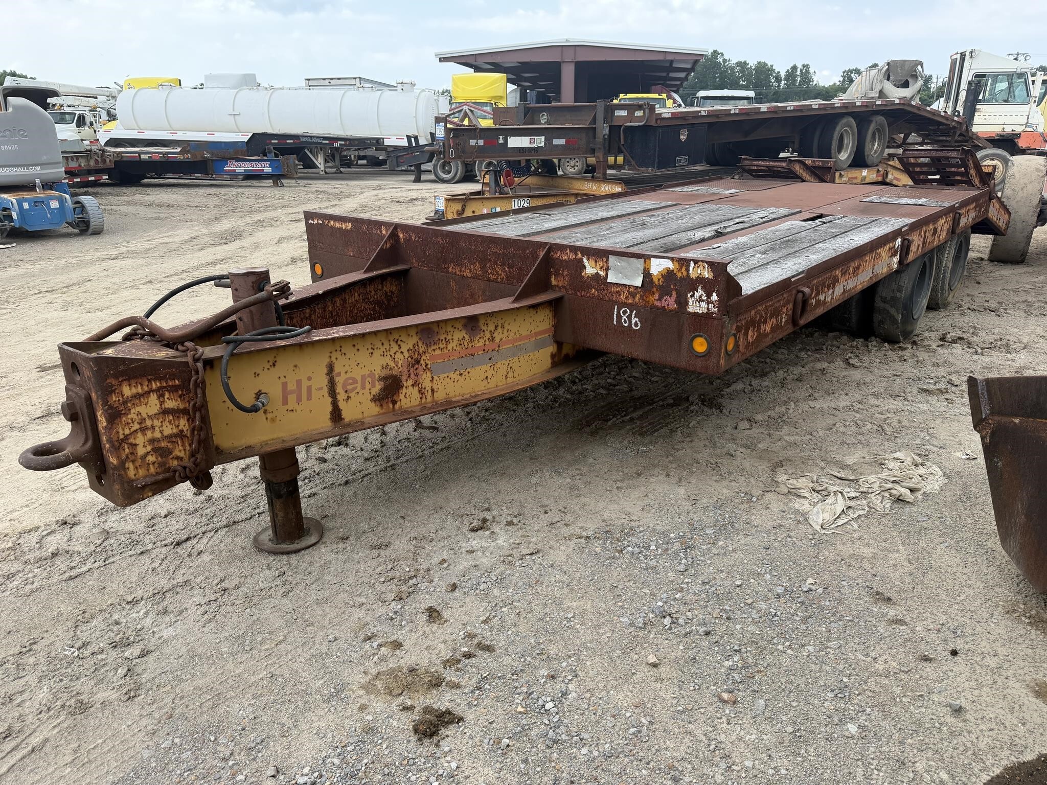 1985 EAGER BEAVER 20 TON PINTLE in Covington, TN