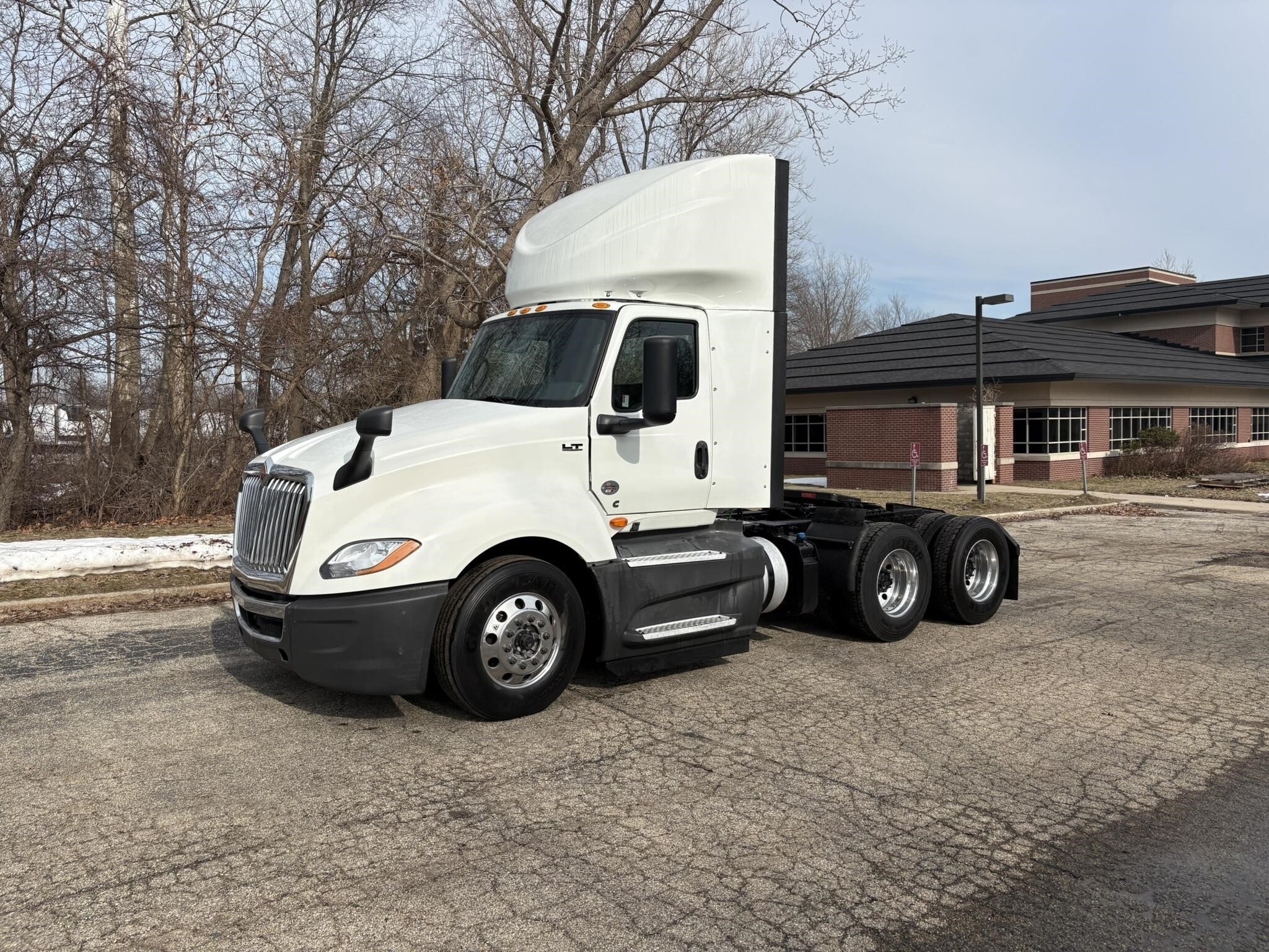 2021 INTERNATIONAL LT in Grand Rapids, MI