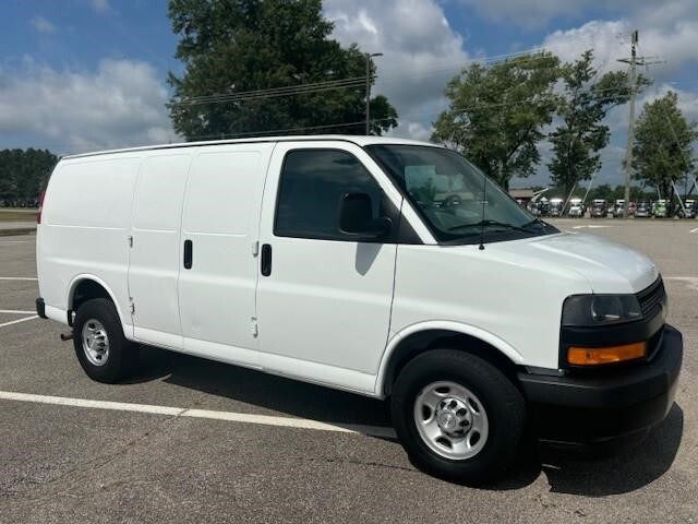 2018 CHEVROLET EXPRESS 2500 in Chatham, VA