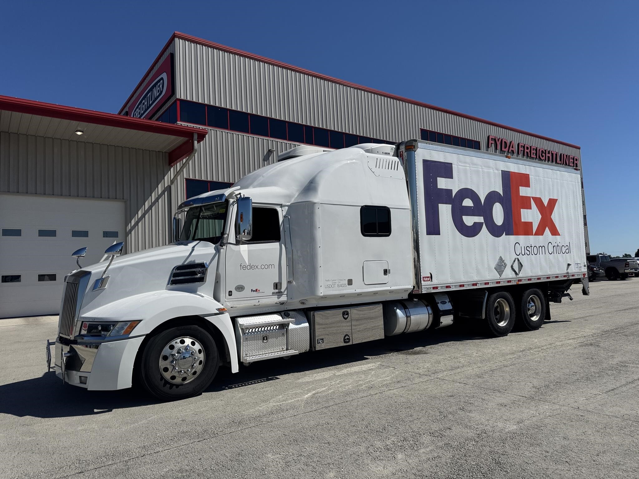 2019 WESTERN STAR 5700XE in West Jefferson, OH