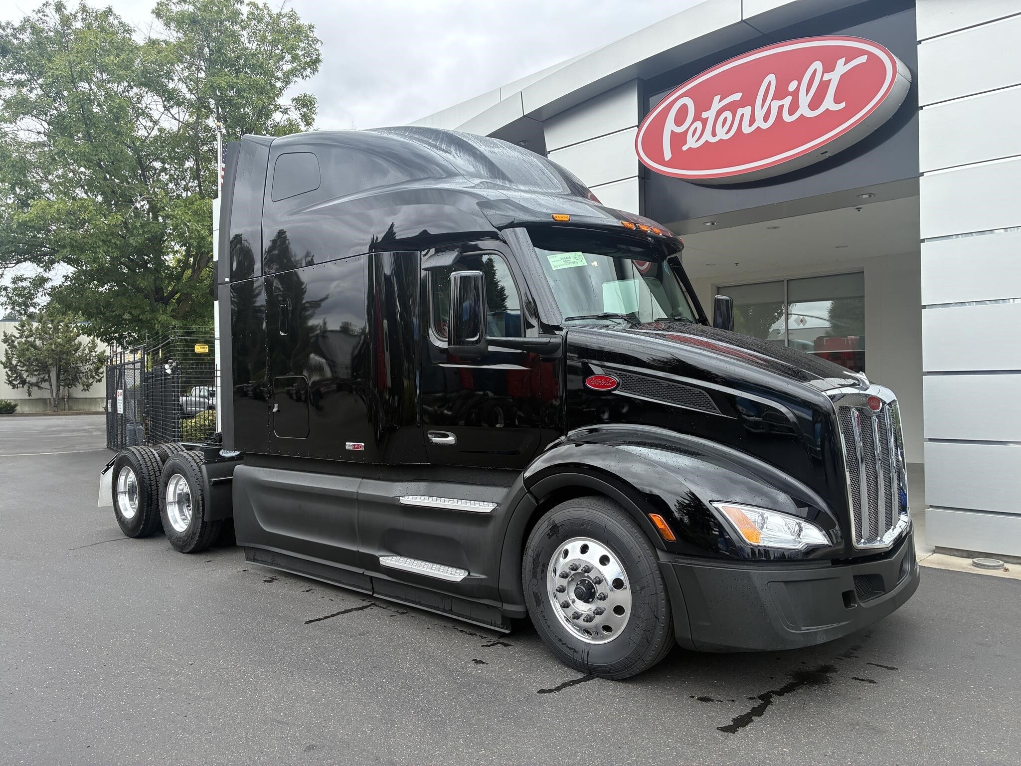 2027 PETERBILT 579 in Medford, OR