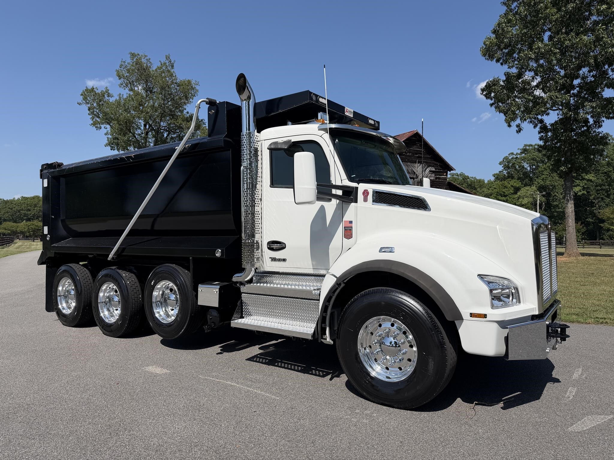 2026 KENWORTH T880 in Chatham, VA