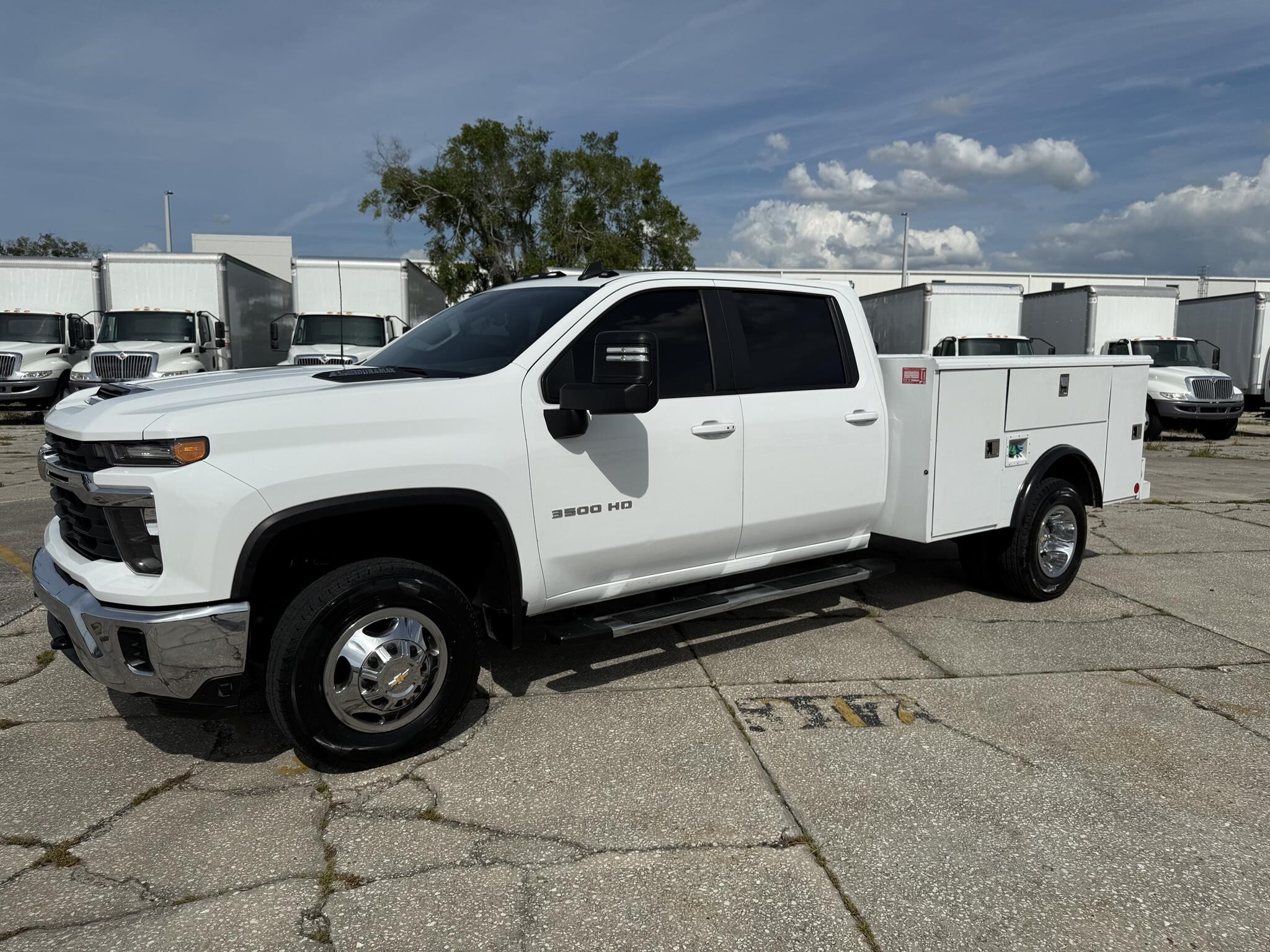 2024 CHEVROLET SILVERADO 3500HD LT LT in Saint Albans, WV