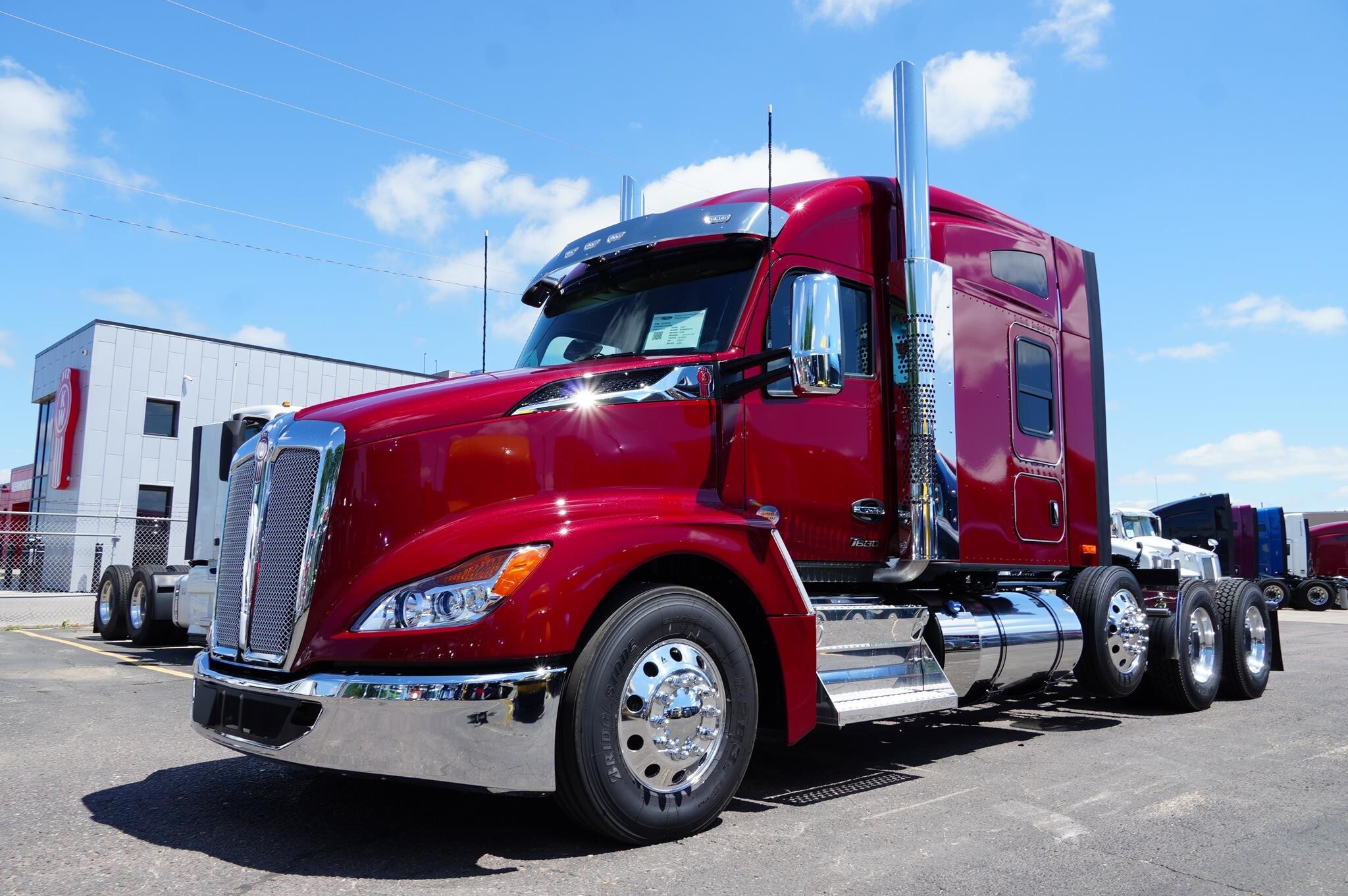 2027 KENWORTH T680 in Sioux Falls, SD