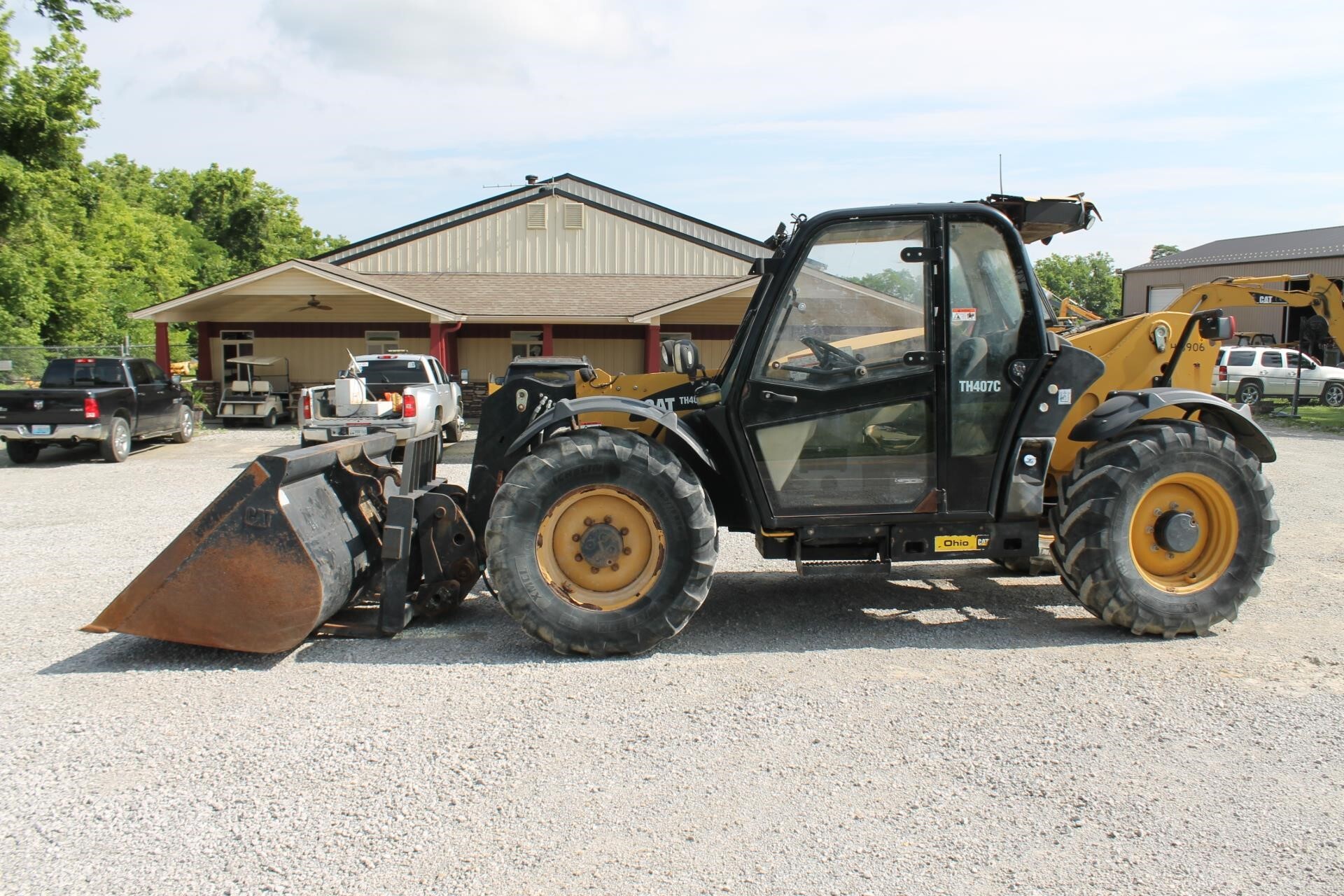 2014 CATERPILLAR TH407C in Pleasureville, KY