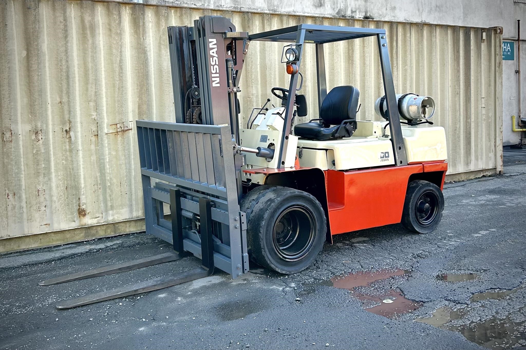 2002 NISSAN BGF03H45V in Clifton, NJ