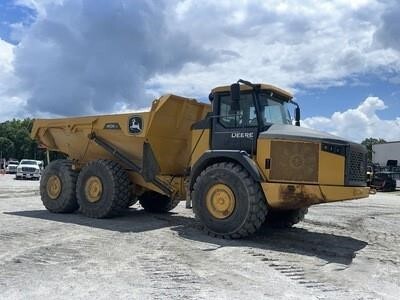 2022 DEERE 410E II in Holland, MI